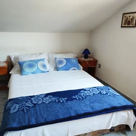Ela Apartment